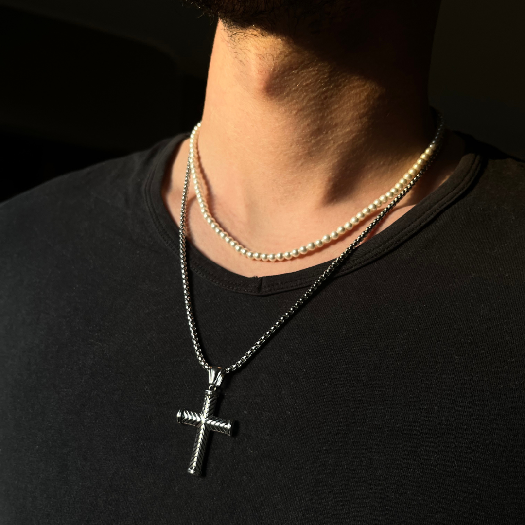 Classic Cross Necklace - Amour Milano™